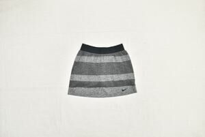 Nike Skirt Womens Small Dri-FIT Tennis Running Athletic Built-In Shorts